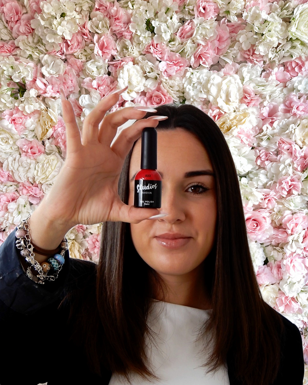 Andrea, especialista en uñas de Buñol Nails